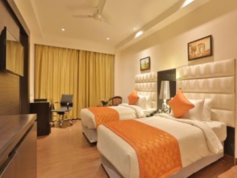 Una Smart Mandarin Panchkula Exterior foto